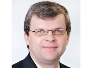 Peter Ostapiuik, Intelsat. 