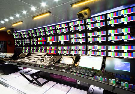 Al Kass strengthens OB fleet with 31-camera van