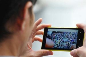 Netflix grows UAE audience with du and Virgin Mobile customers